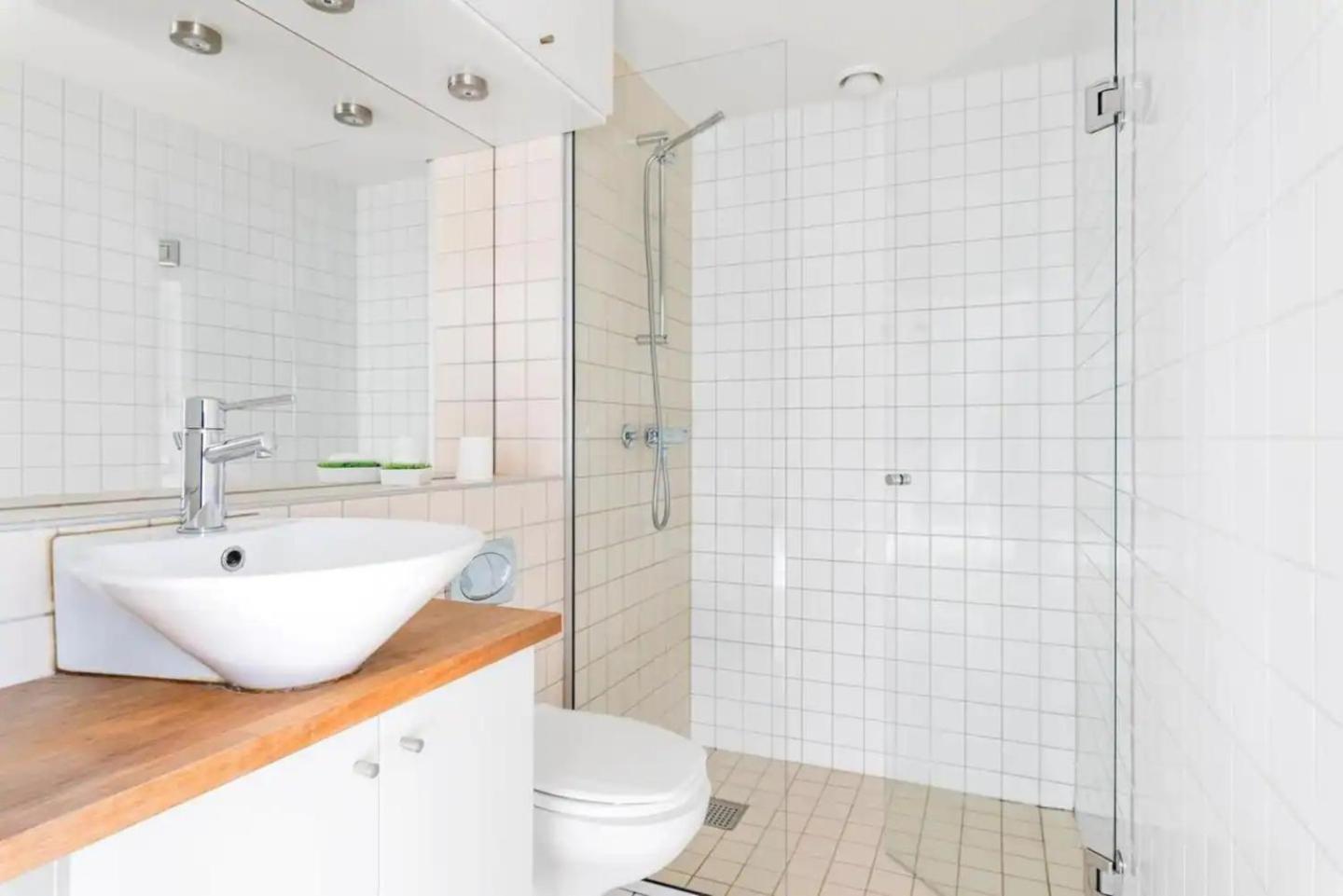 Homestay Privet In Shared Apartment, *